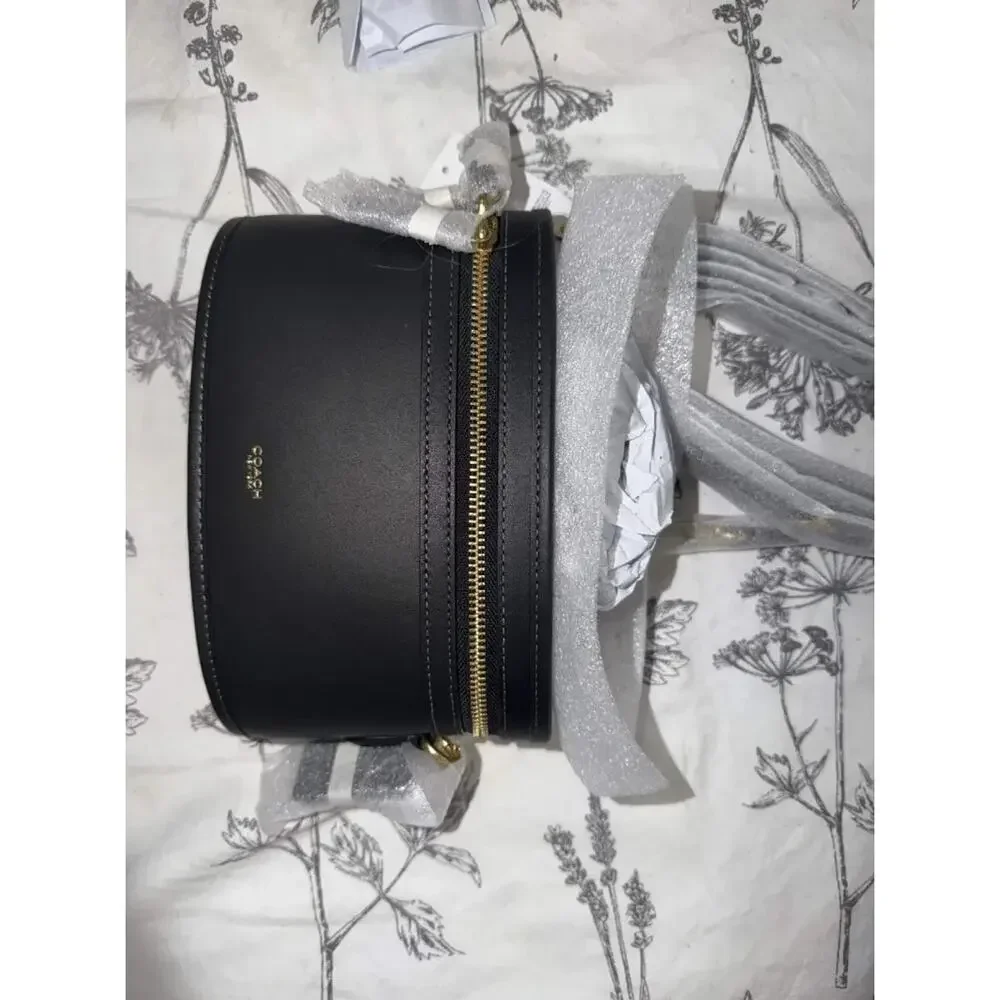 NWT B7-009COACH OriginalsTrail Bag CrossbodyVanityCaseInLeatherGoldBlackCBG93New